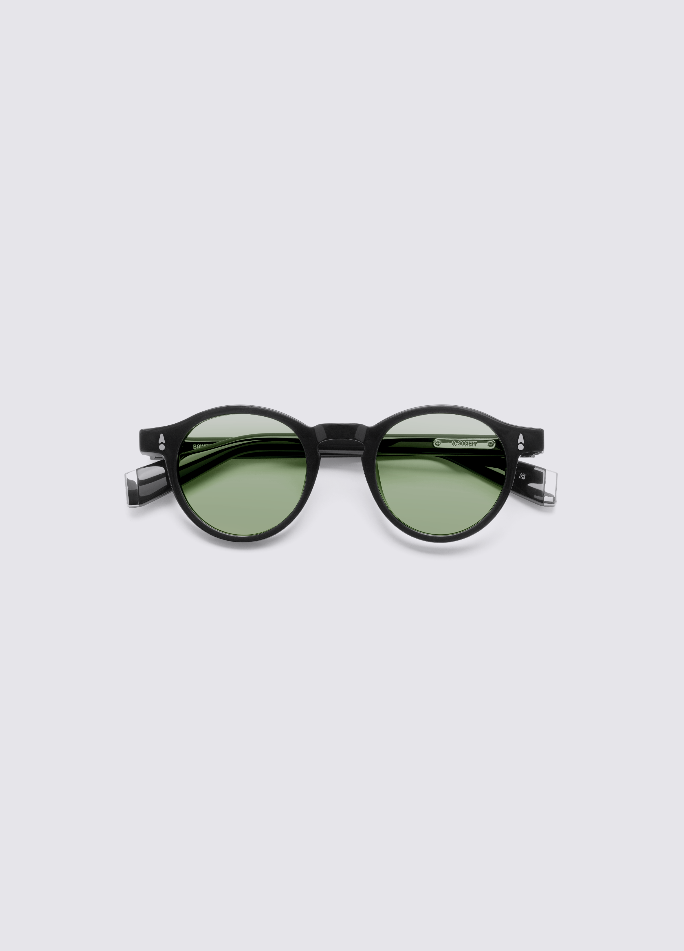 BOWEN_BLACK_LIGHTGREENCOSMETIC_STANDARD