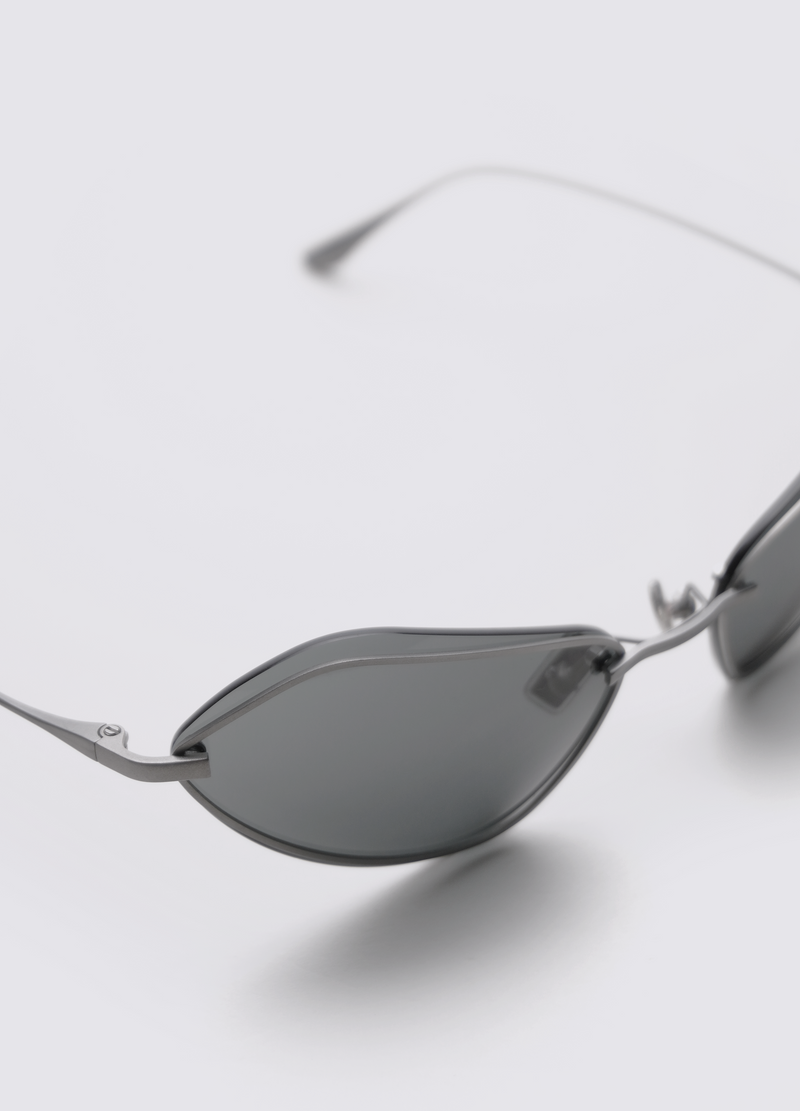 Raw-Grey