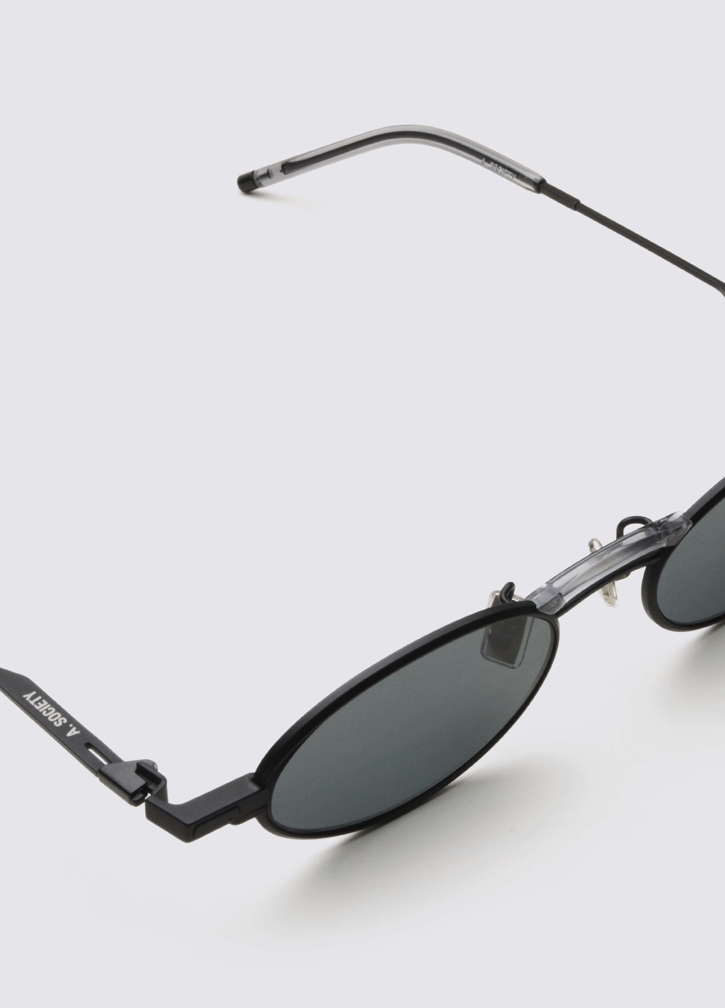 JONAS - Thin Titanium